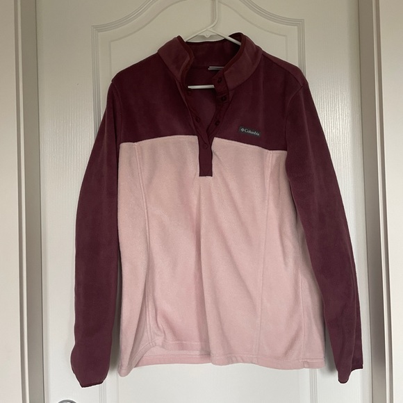 LIKE NEW Columbia Fleece Pullover - Picture 2 of 3